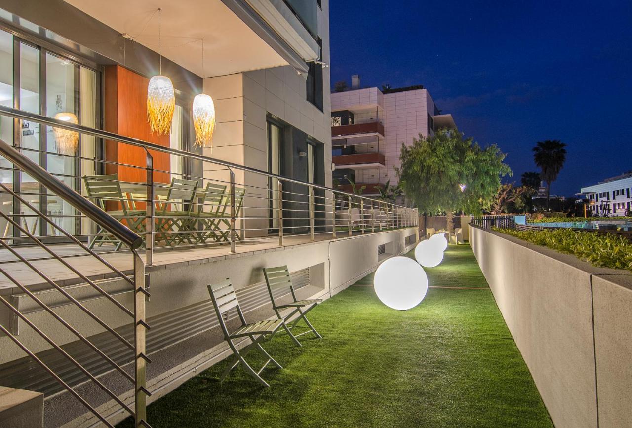 Sitges Spaces Garden Paradise 3 Bedroom, 3 Bathroom, Huge Private Garden-Terrace, Pool- Sleeps Up To 8 Exterior foto