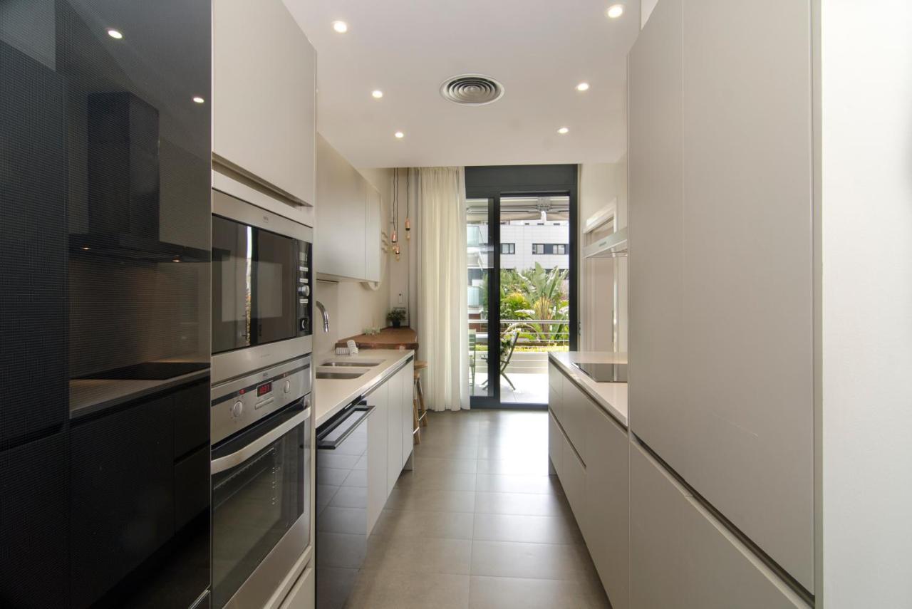Sitges Spaces Garden Paradise 3 Bedroom, 3 Bathroom, Huge Private Garden-Terrace, Pool- Sleeps Up To 8 Exterior foto